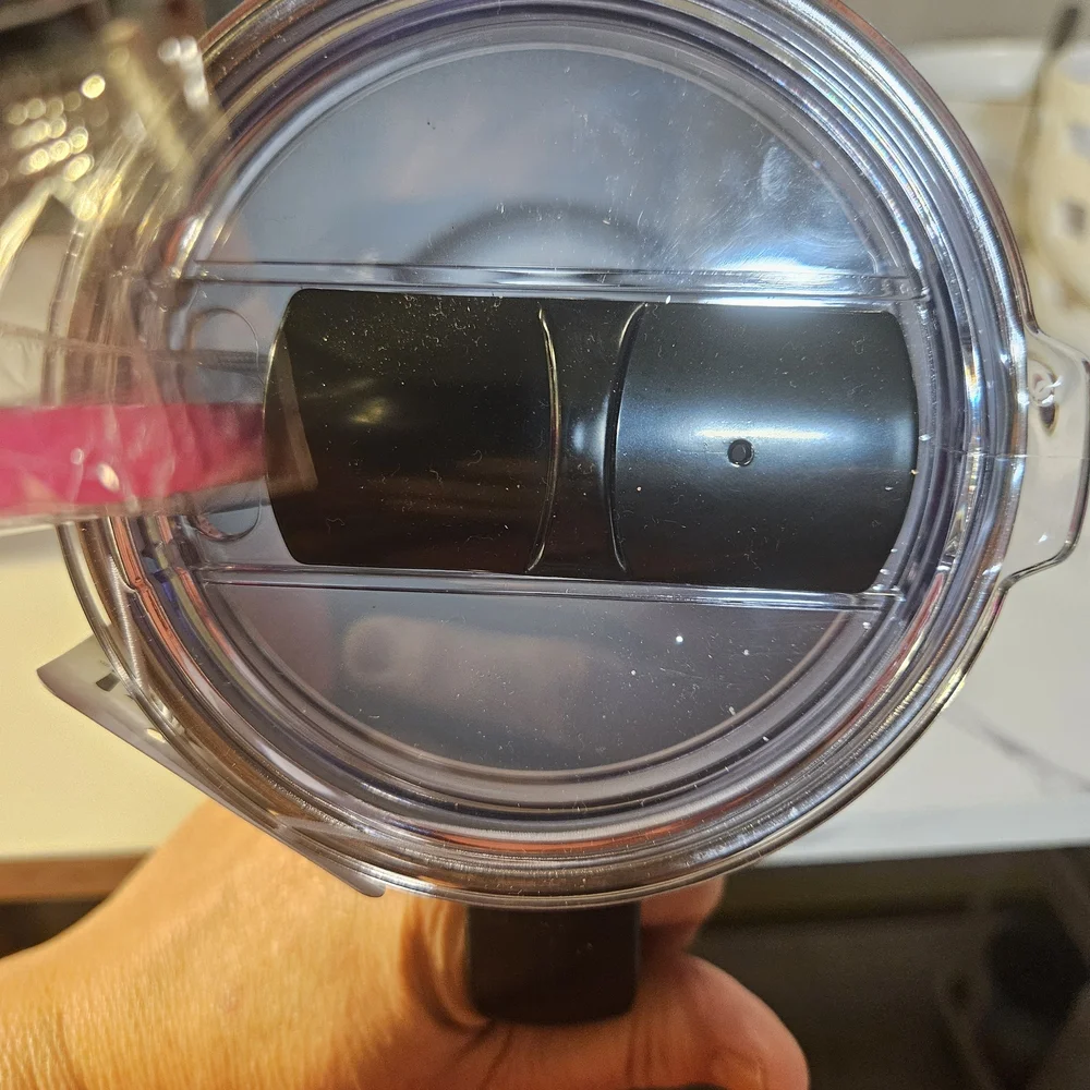 Zak! Hello Kitty Black Tumbler with Straw - Picture 2 of 2